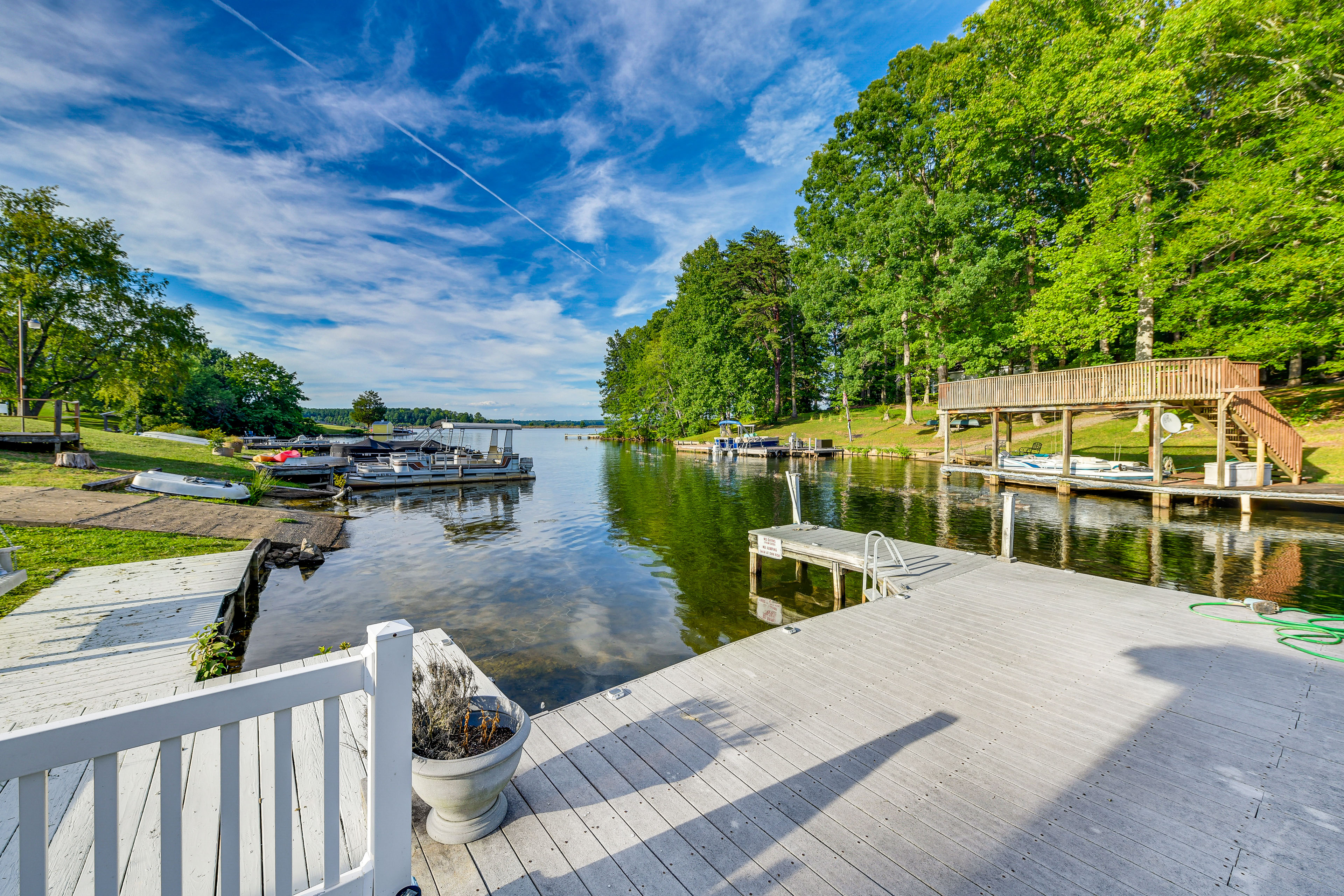 Property Image 1 - Waterfront Lake Anna Home: Porch & Fire Pit