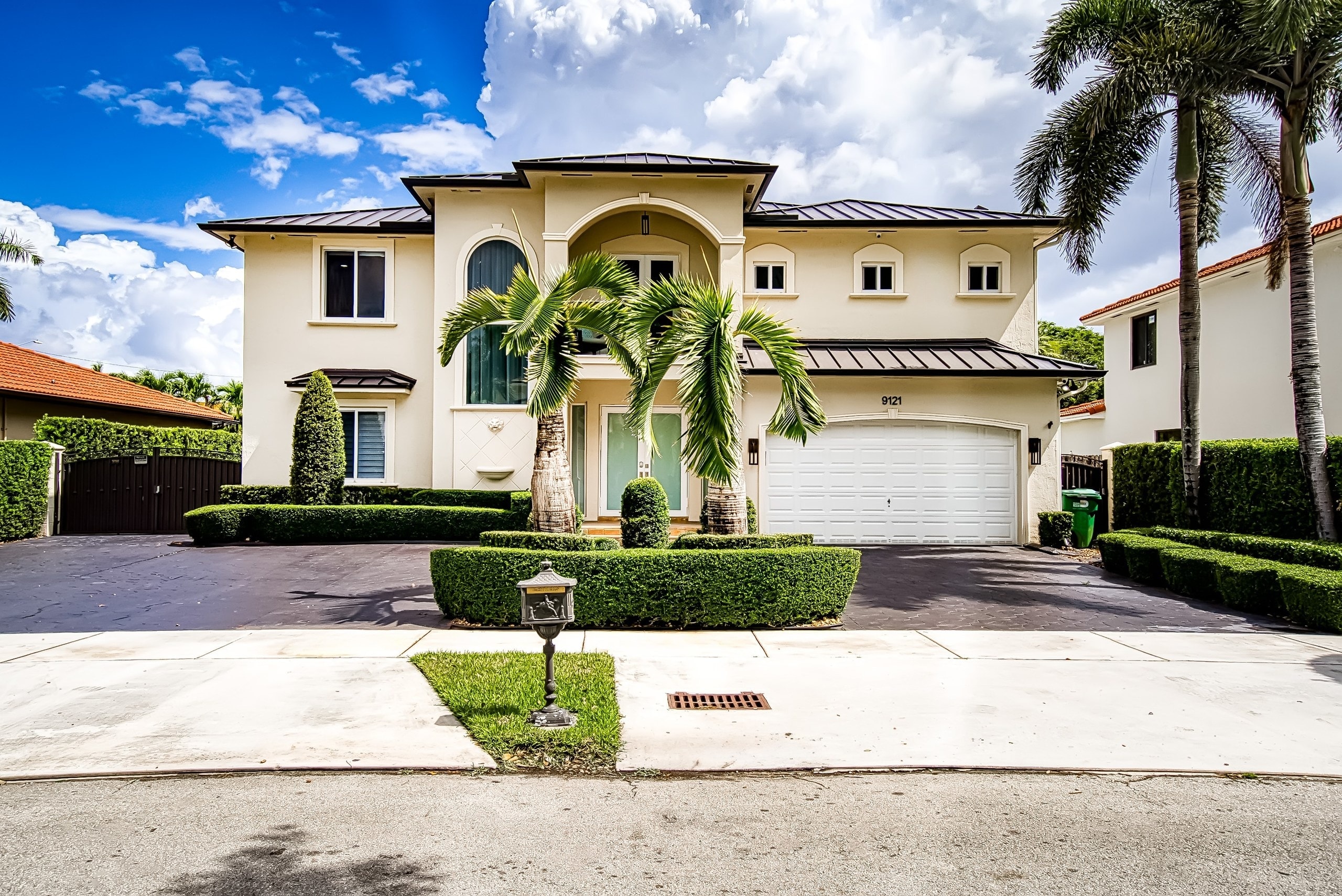 This sprawling vacation estate is sure to impress with its swimming pool oasis, tranquil backyard trees, and 4-bedroom, 3-bathroom luxury interior!