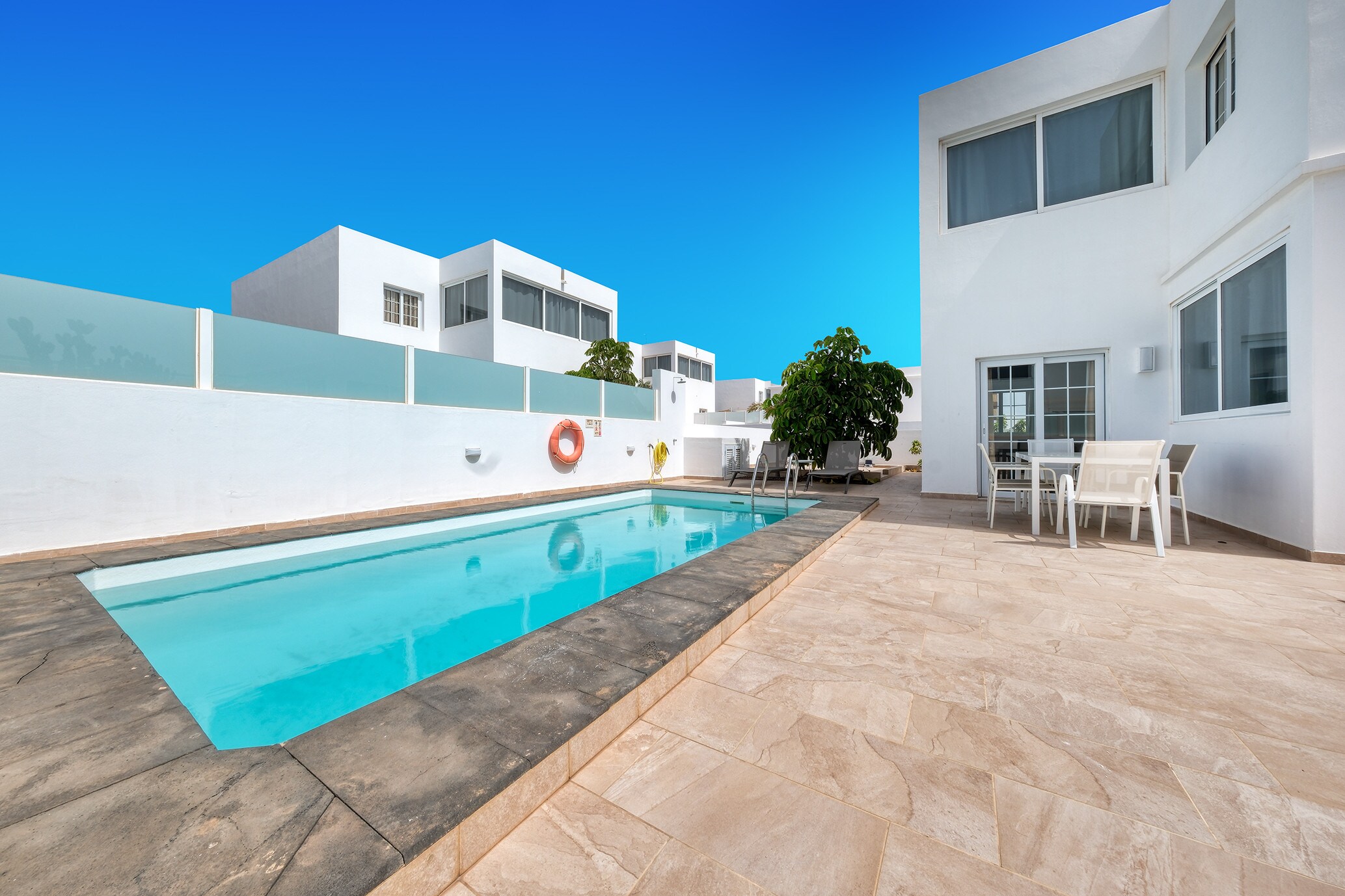 Property Image 2 - Lanzarote 2 private pool 