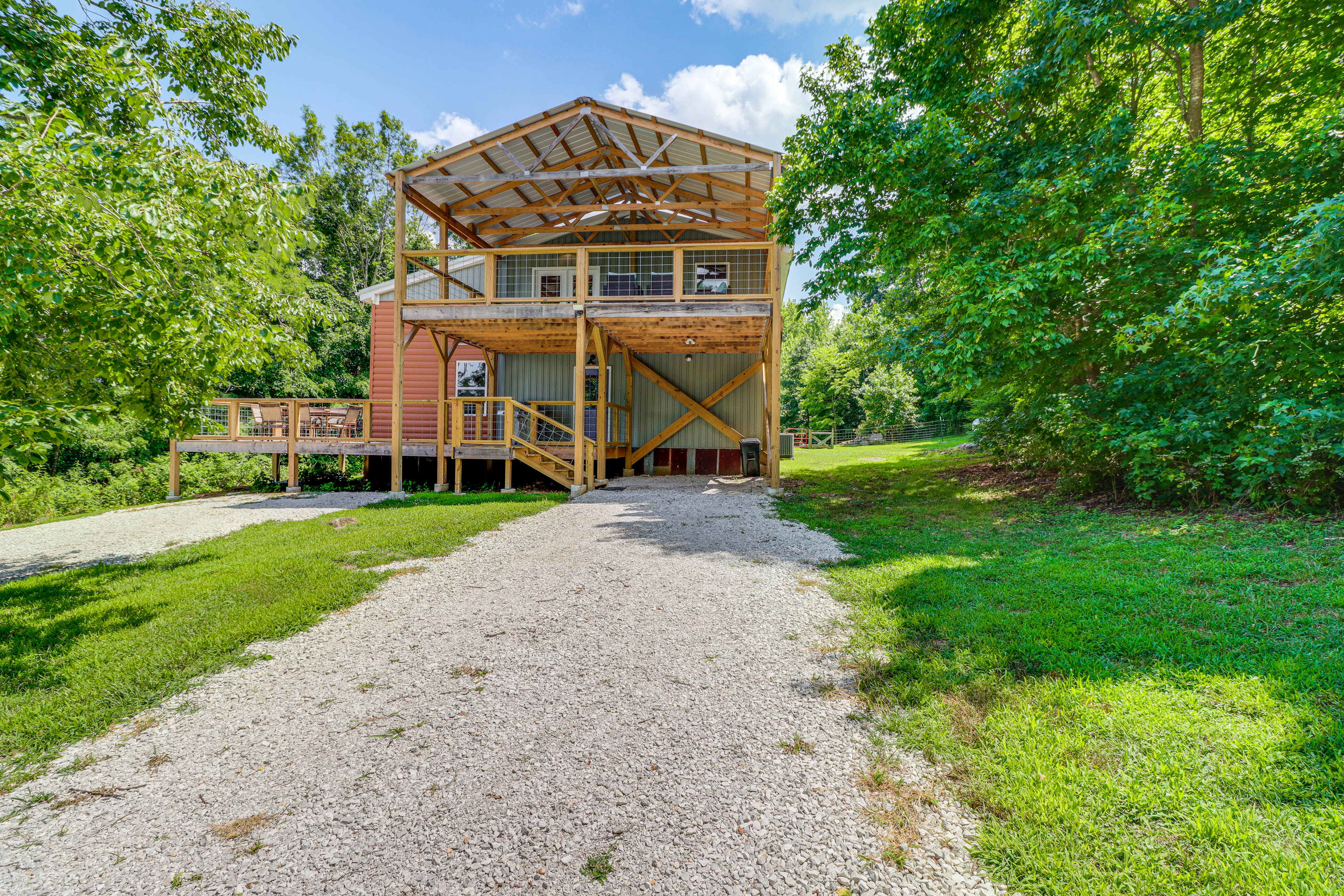 Views on 12 Acres: Ozark Mountain Cabin!