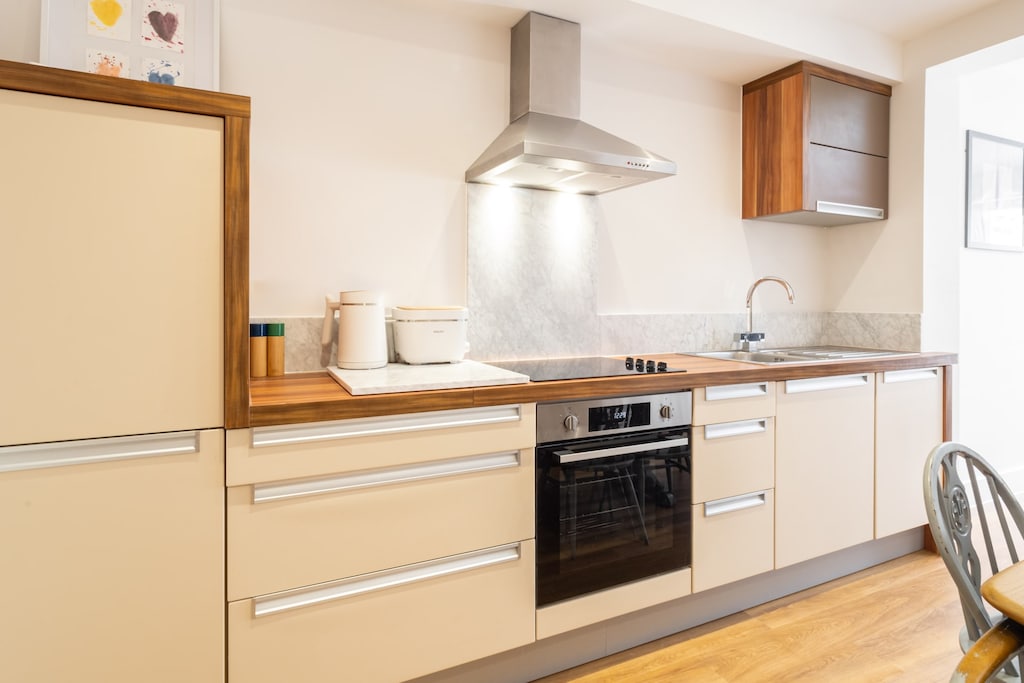 Prince Albert, Margate - Host & Stay