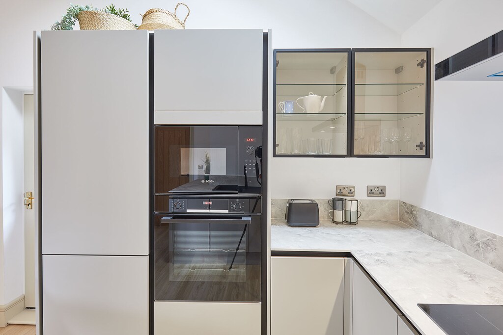 Sunshine Cottage, Preston-under-Scar - Host & Stay