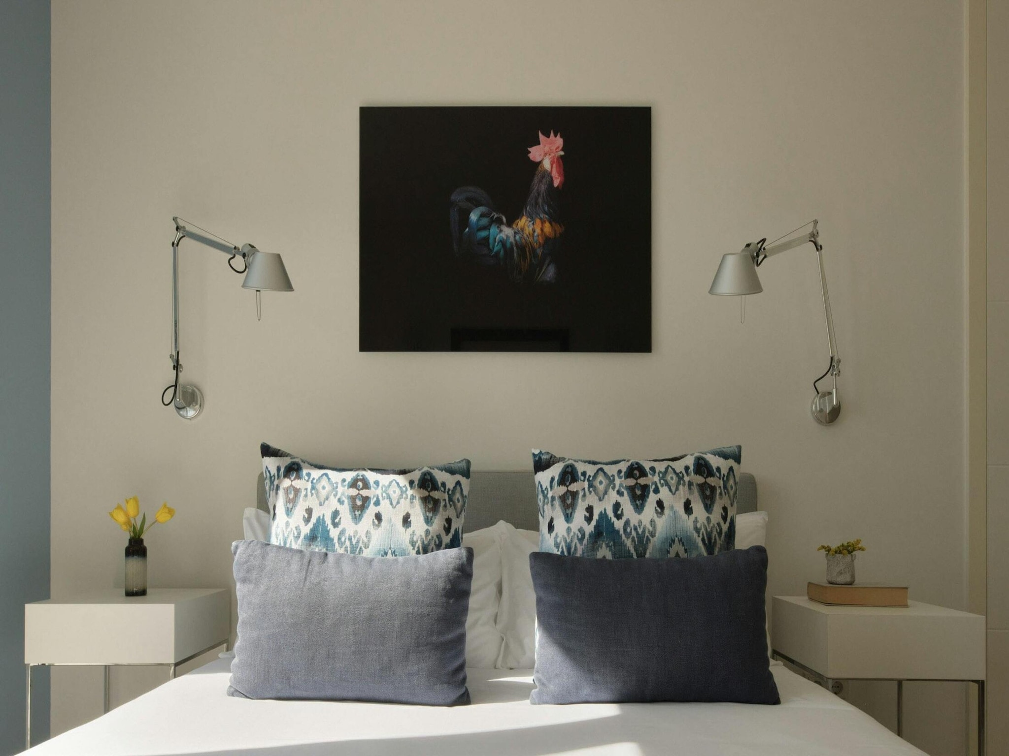 Villa in tranquil hillside location