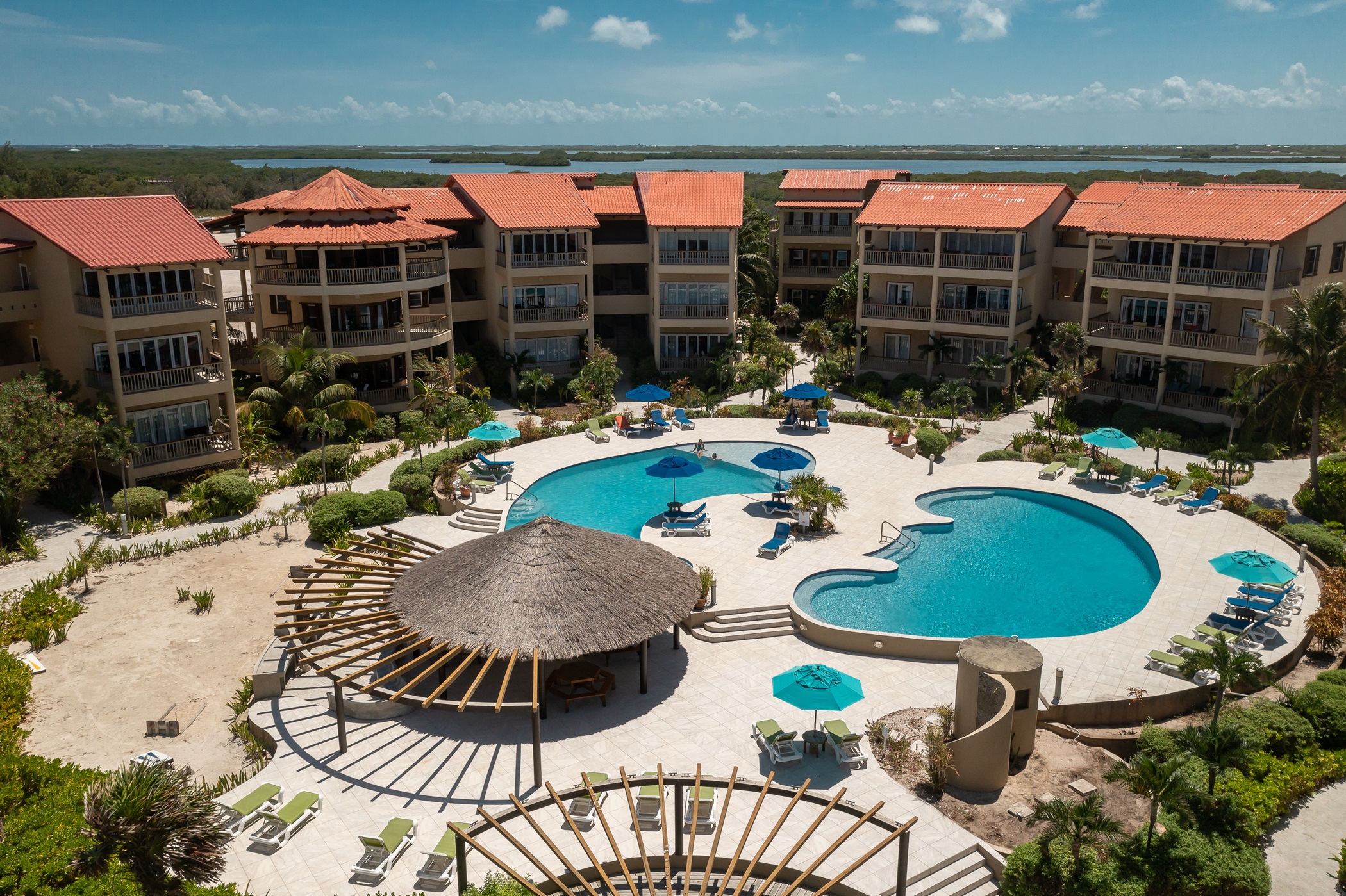 Condo at oceanfront Residences at Barrier Reef Resort