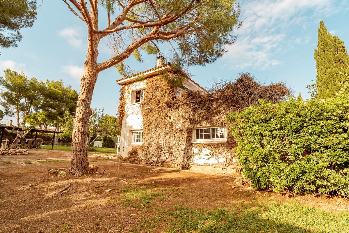 Property Image 1 - Calafell Villa