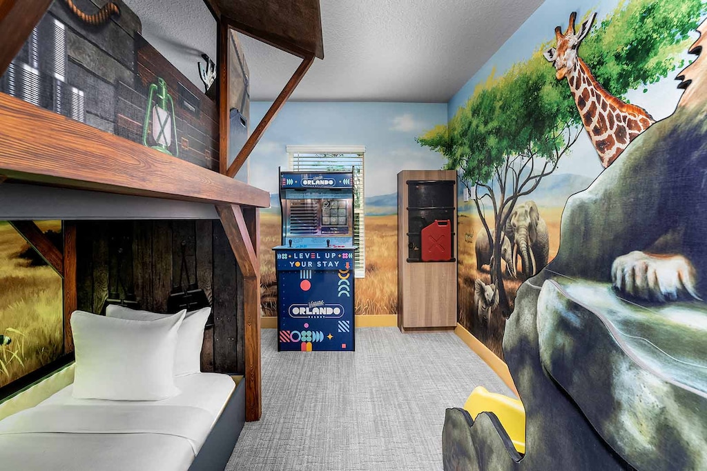 Safari *Theme Room 1* on Second Floor