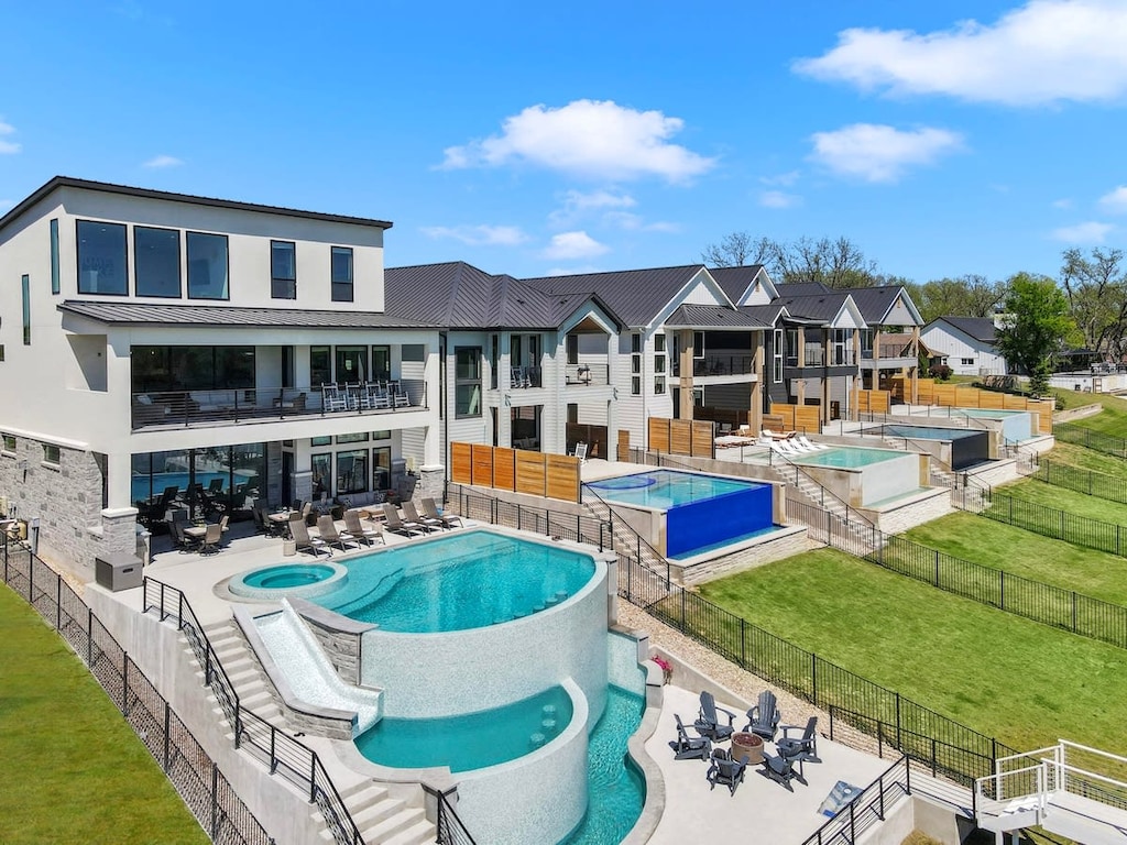 Luxurious Lake LBJ Home with Signature 3 Level Pool