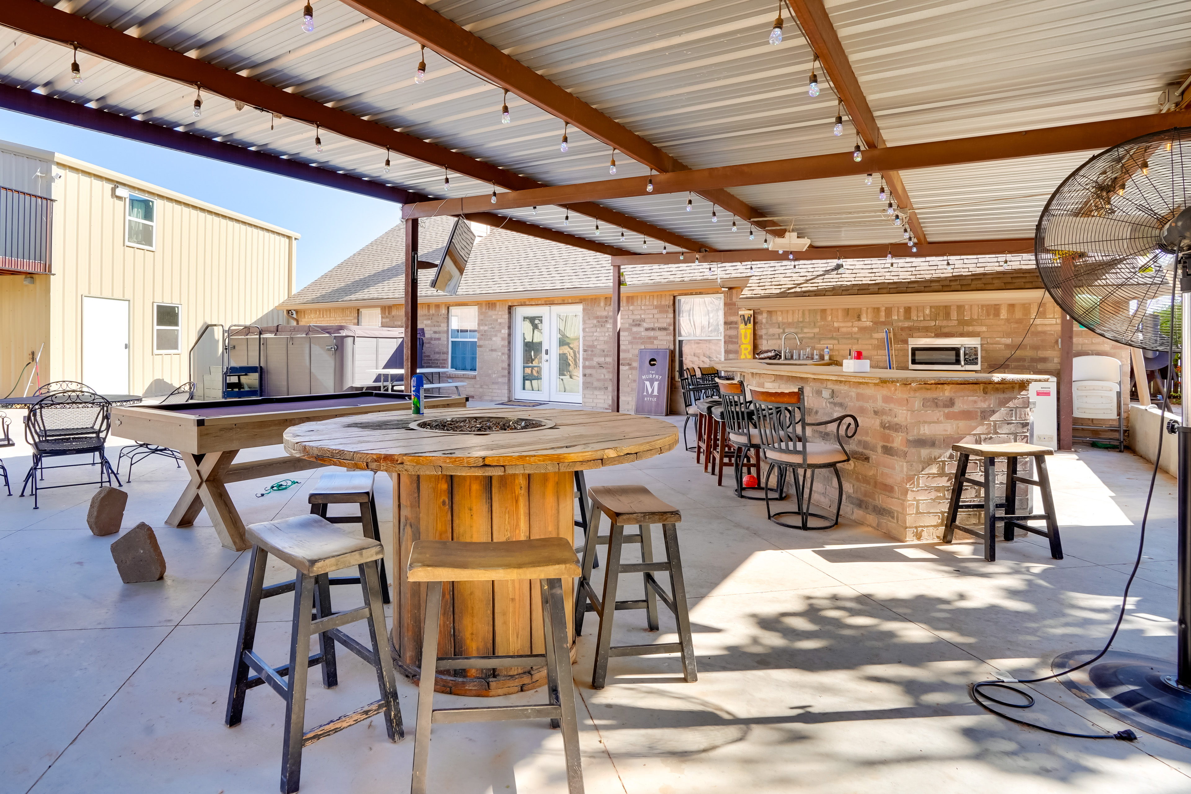 Property Image 1 - Ransom Canyon Paradise: Hot Tub, Outdoor Kitchen!