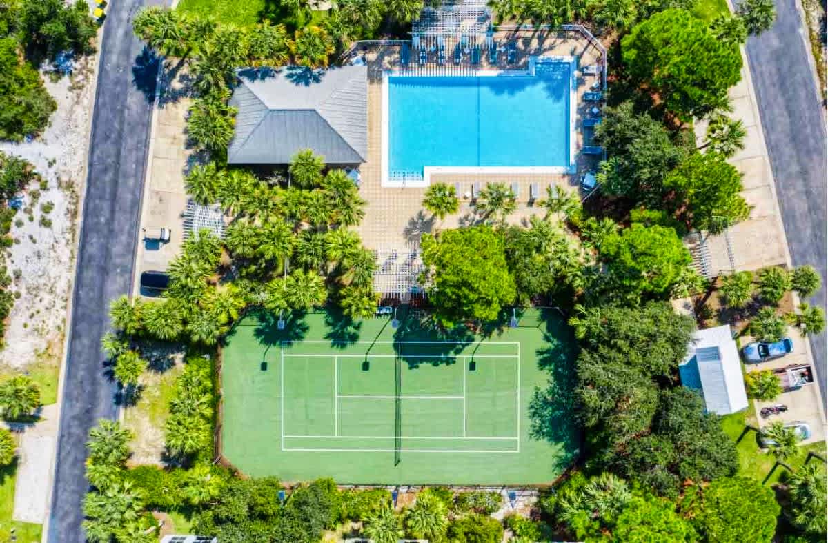 Gulf Shores Hideaway Walk to Waves Pool Golf Views