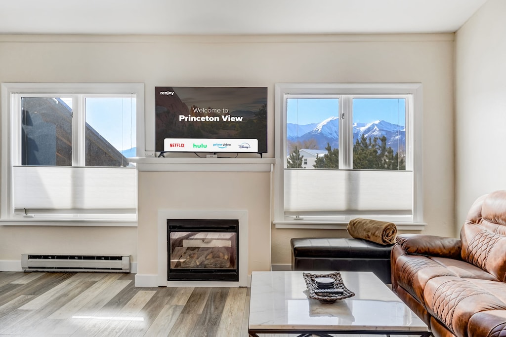 Experience the convenience of an open layout, seamlessly connecting spaces for a practical and comfortable living environment.