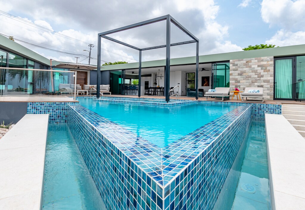 Luxury 3 bedroom villa with full sea-view in the Caribbean and private pool, photo 3