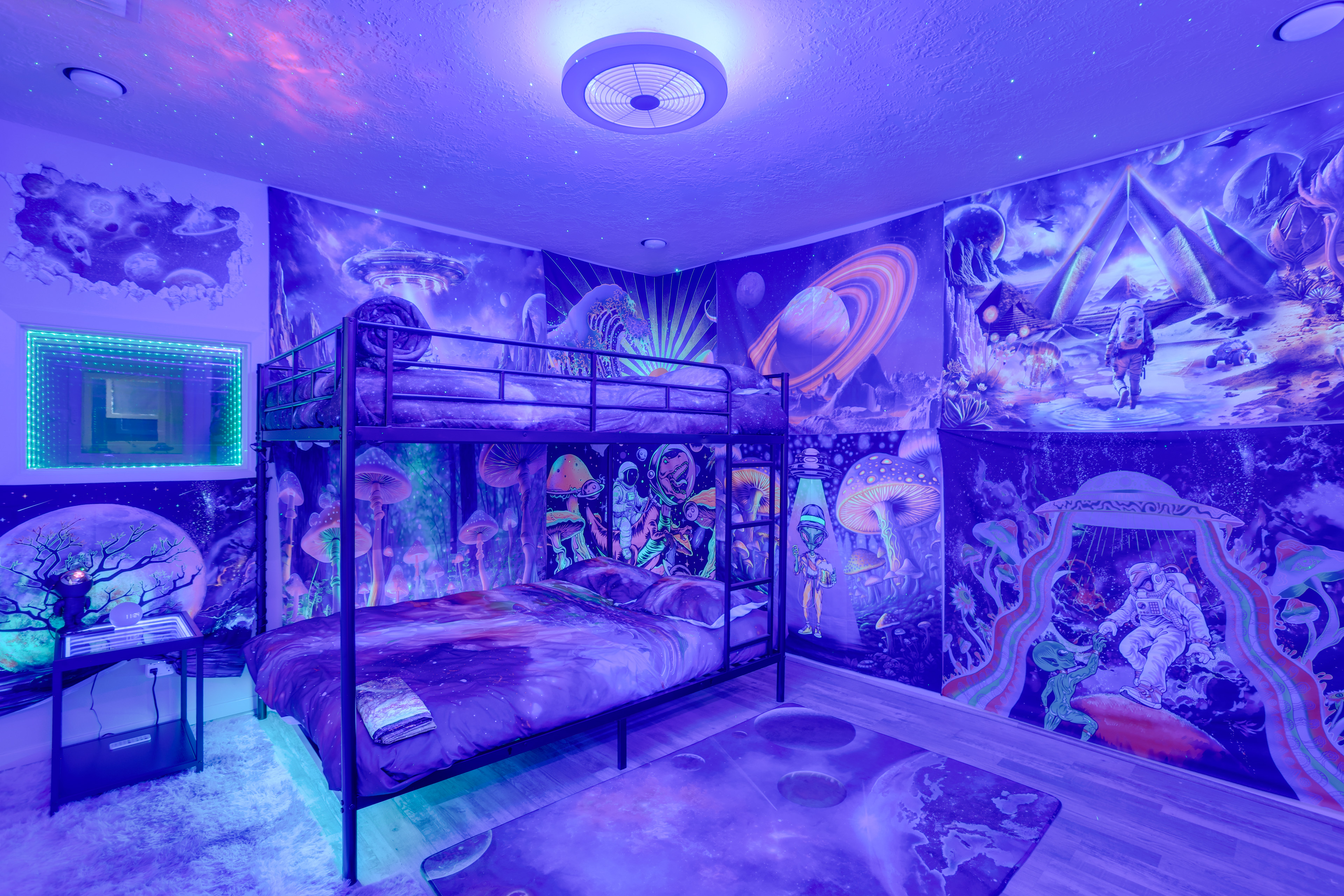 Exquisite Canal-Front Home: Access to Lake Conroe!