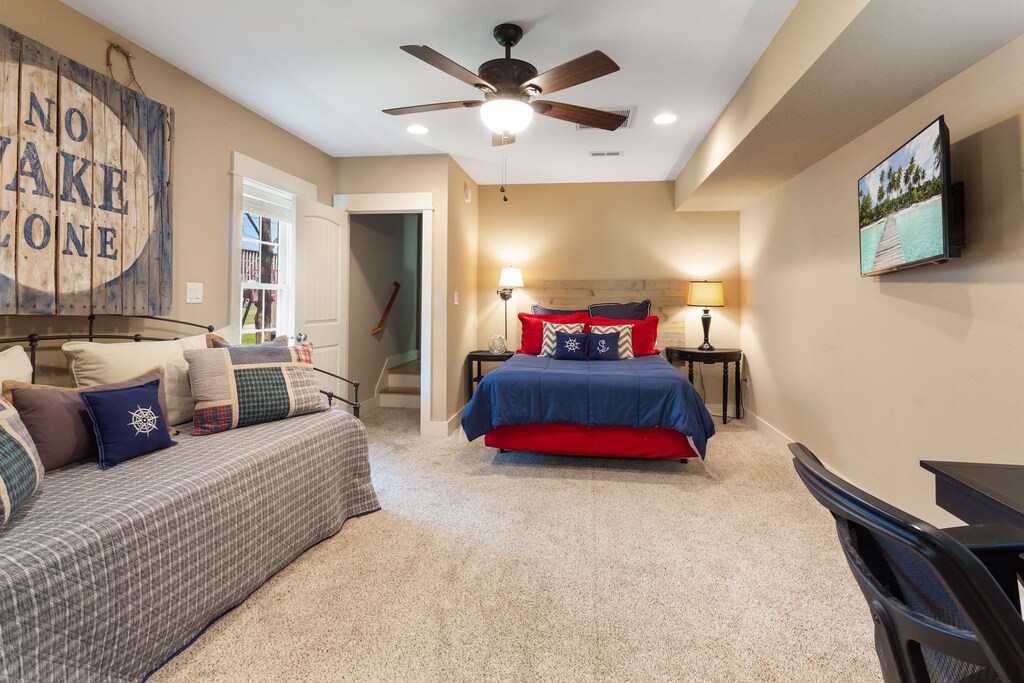 For a little extra privacy, the Ground Level offers peace and quiet with a Queen Bed for your own relaxation space.