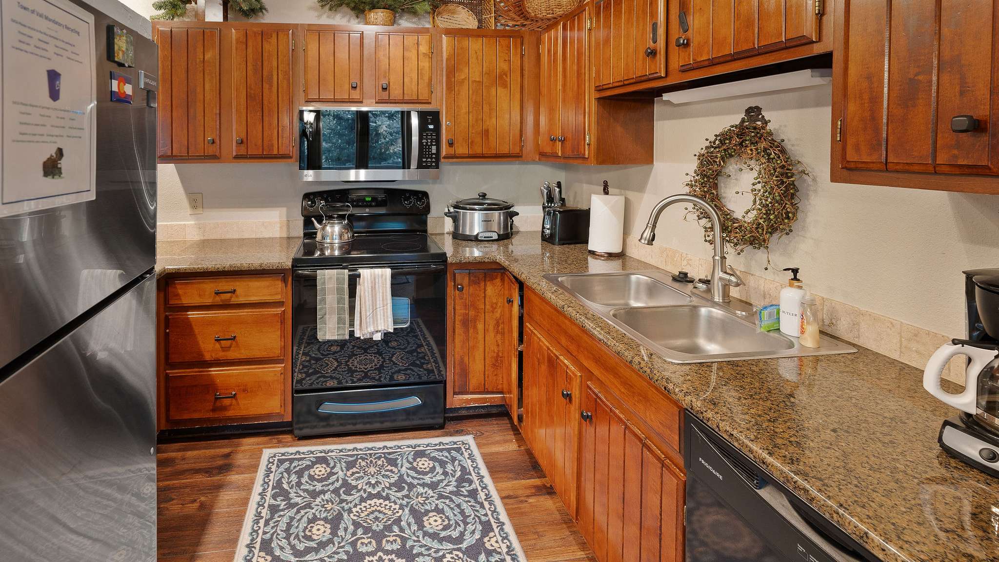 635 N Frontage - Sun Vail 23C