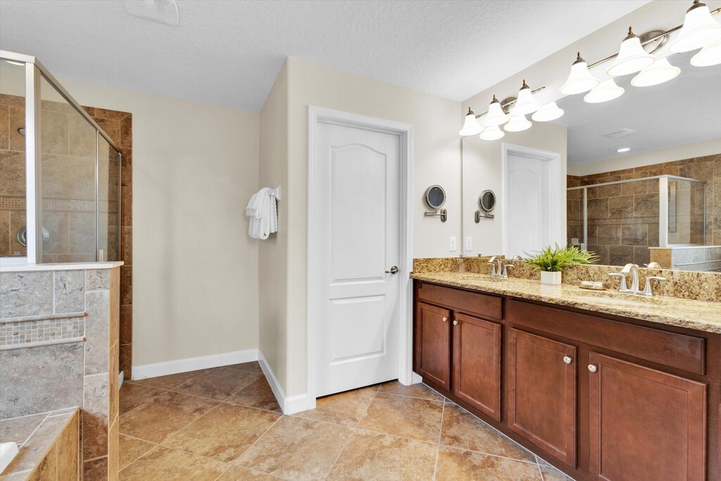 Master King Bathroom 1 Upstairs