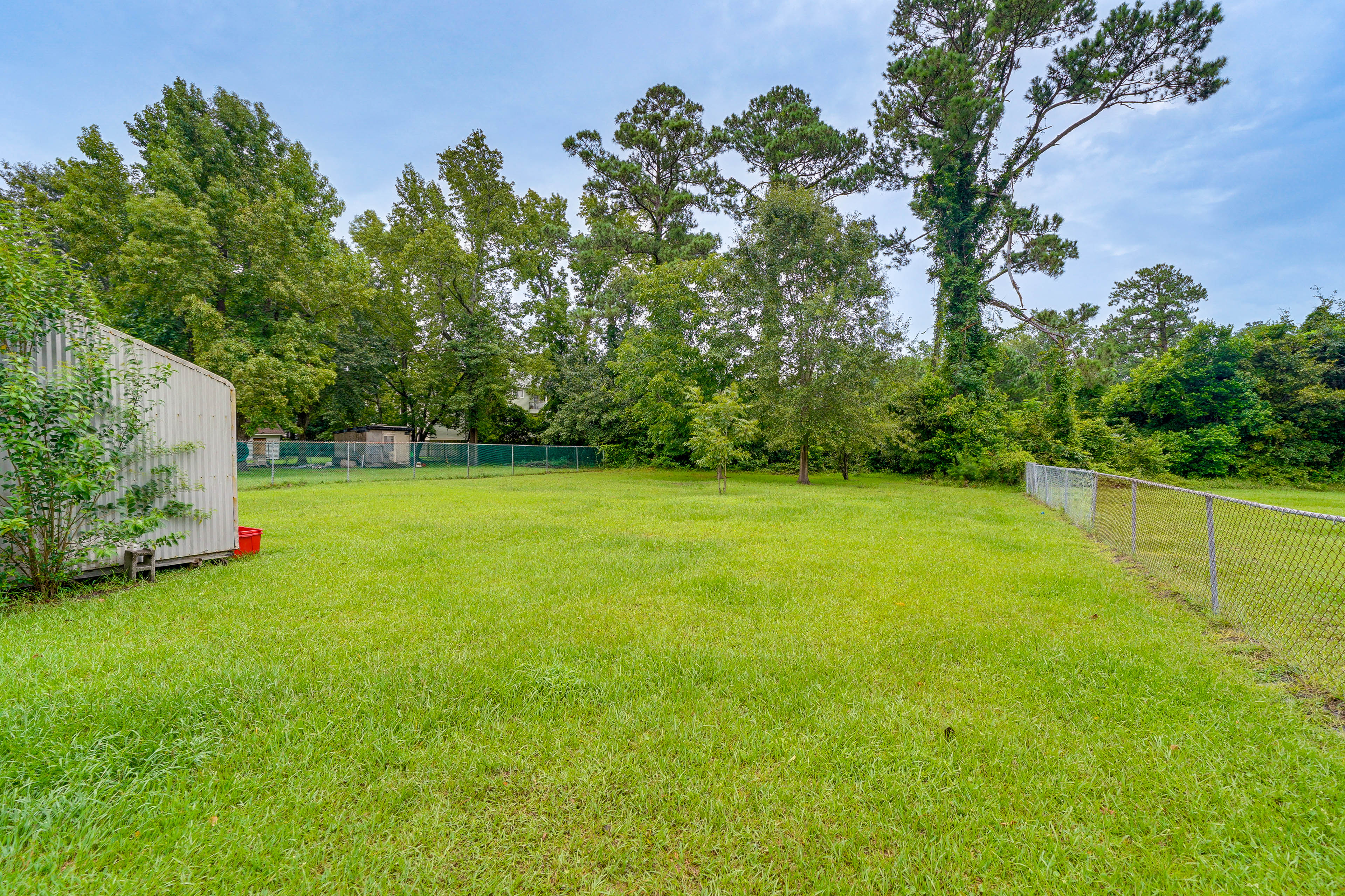 Charming Wilmington Home w/ Large Yard & Grill!