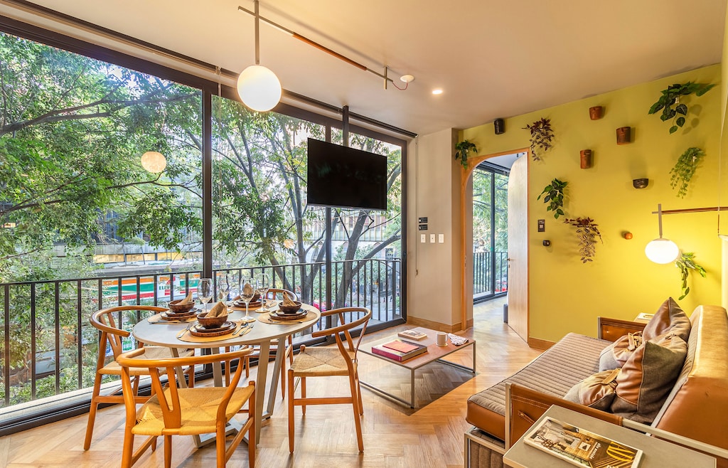 El mobiliario, la decoración y los servicios pueden variar ligeramente.