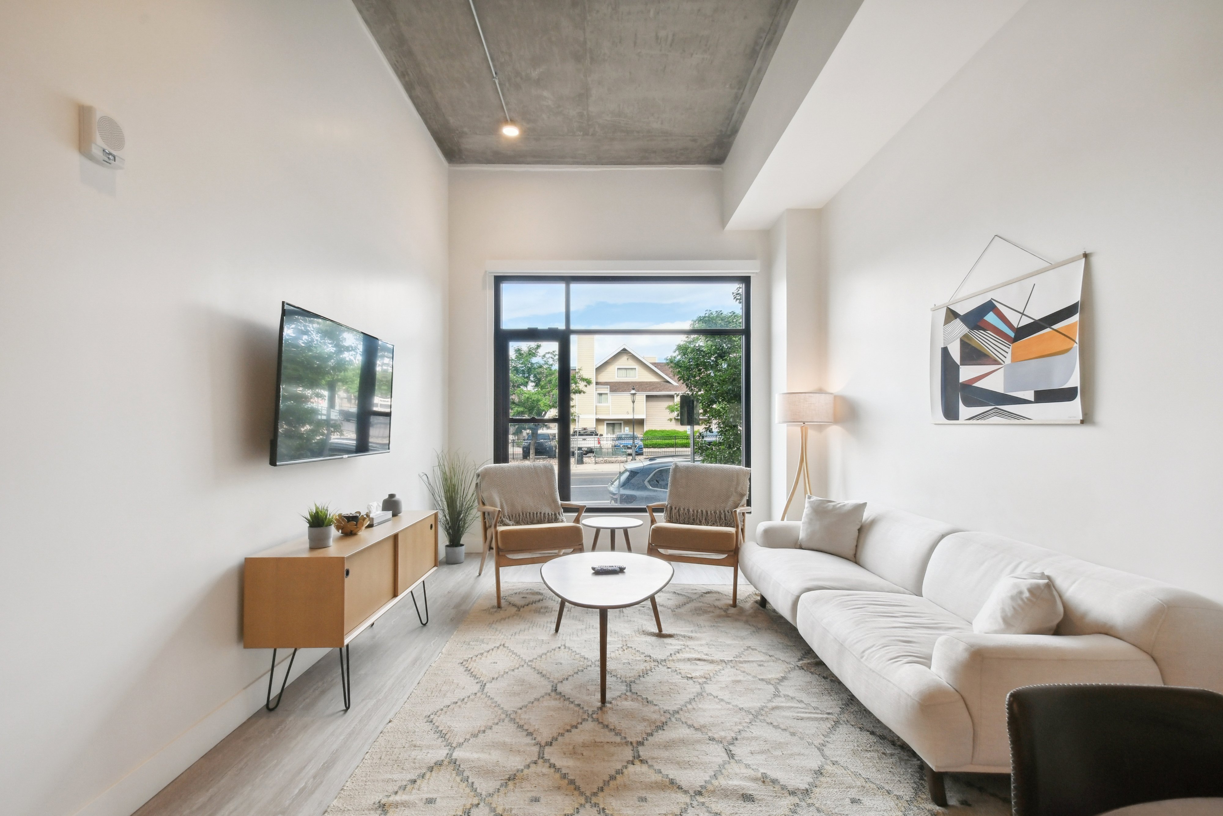 Property Image 2 - Zen Contemporary Lifestyle Loft | Espadin LoHi