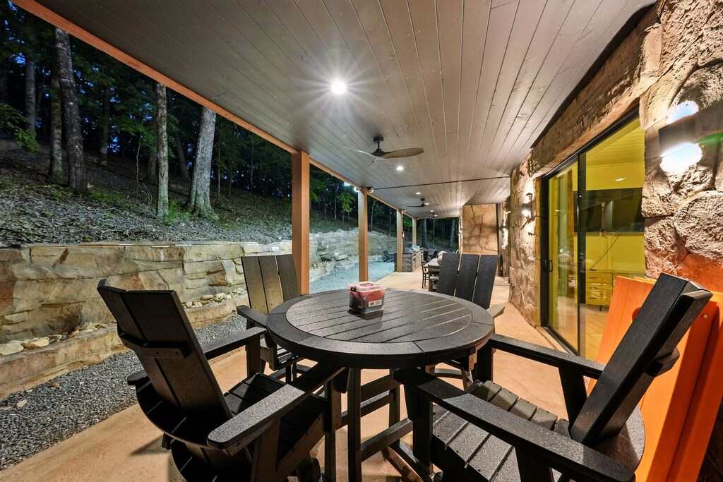 Ground level outdoor patio