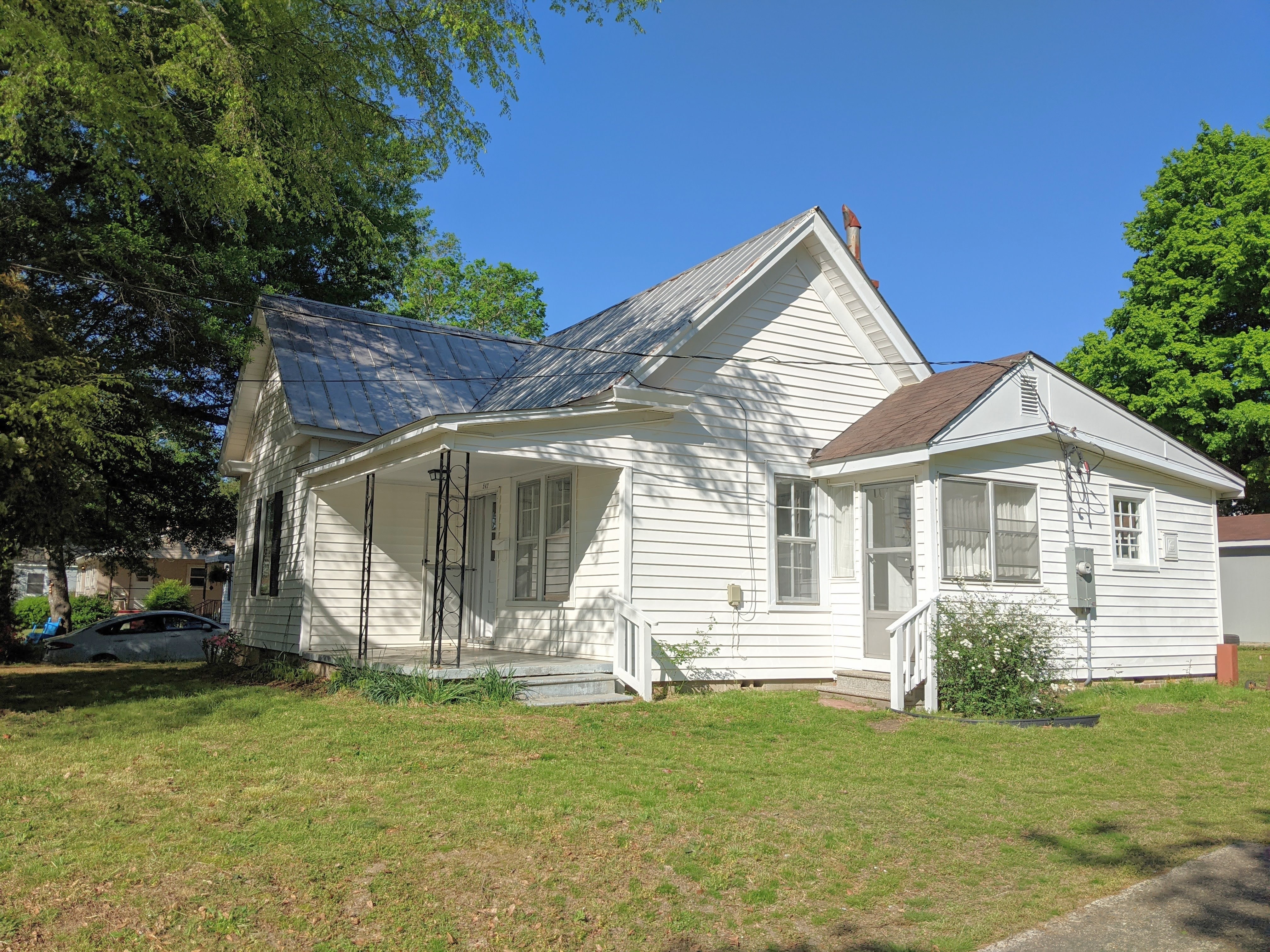 Property Image 1 - Quaint Hideaway in the Heart of Clayton