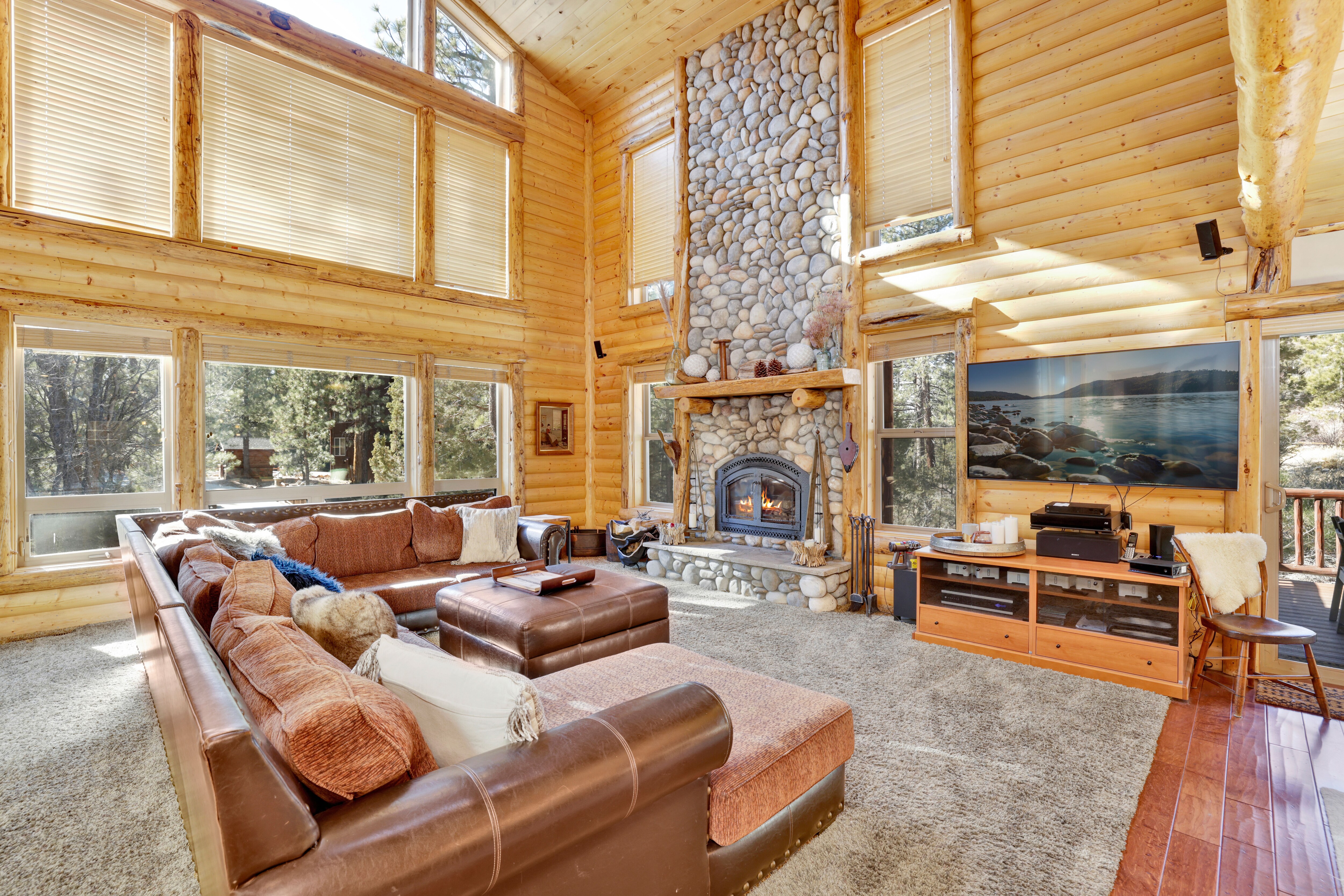 Property Image 2 - GOLD RUSH LODGE #2352