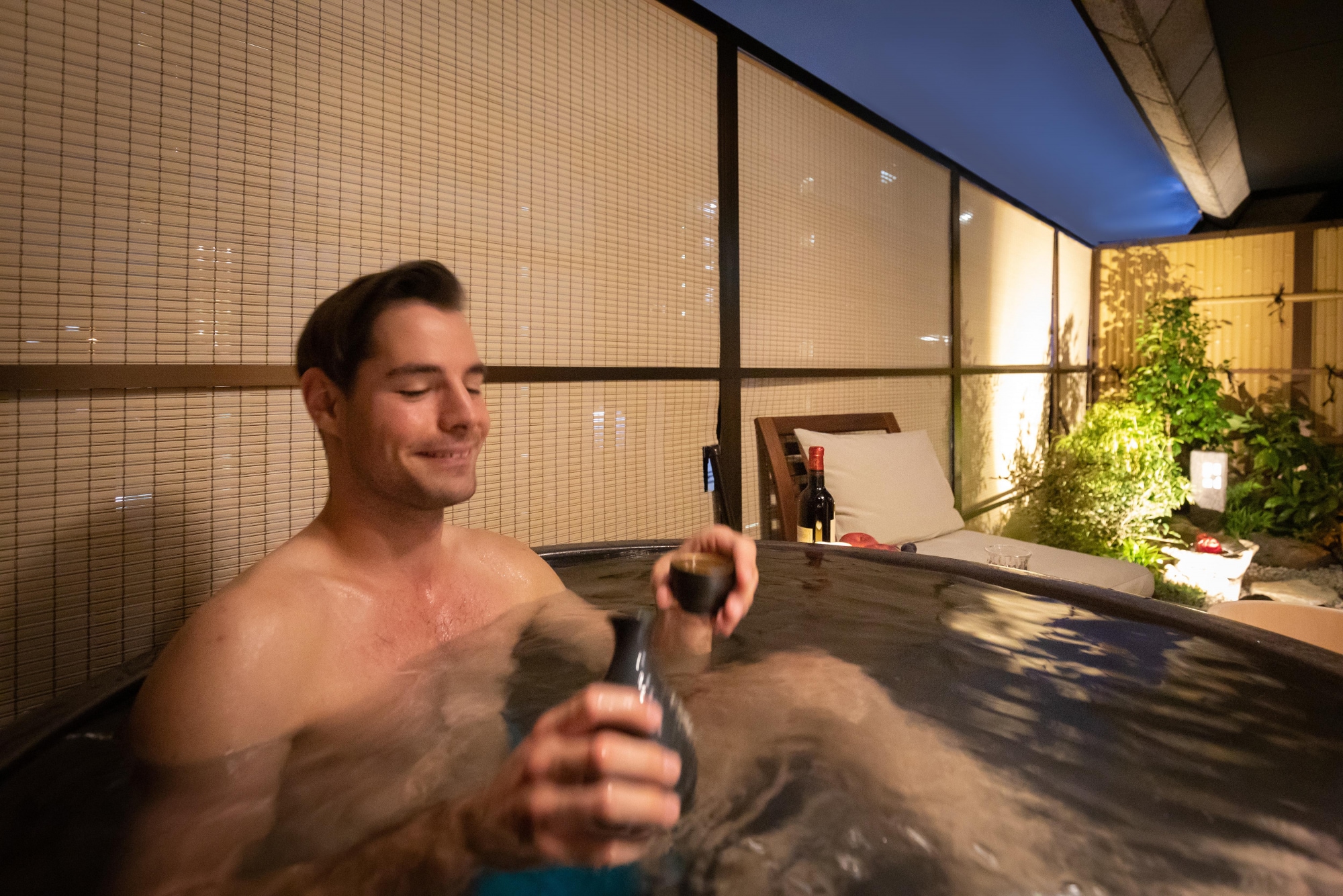 KONJAKUSO Osaka Dotonbori "GOYAKUYA" SPA Stay