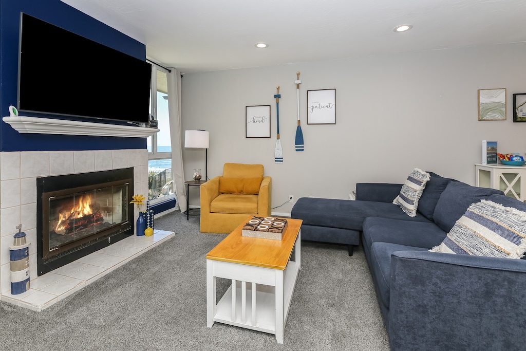 Cozy Fireplace in Living Room