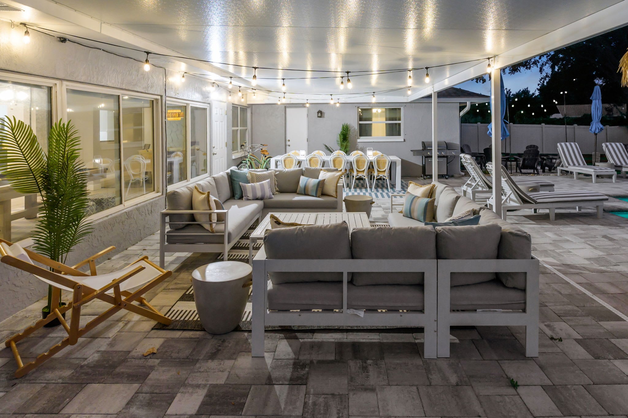 Create memories on our outdoor patio, ideal for lounging and dining with family and friends.