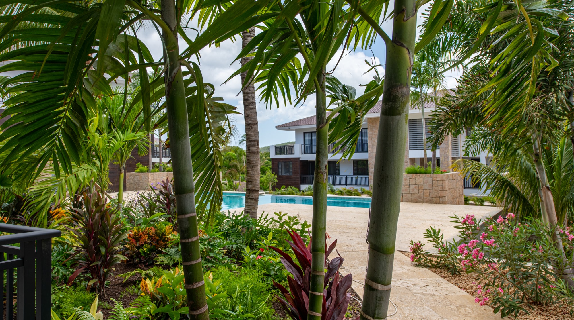 New Construction Luxury Apartment for Rent in Curacao with Pool Access on a Golf Resort, Photo 28