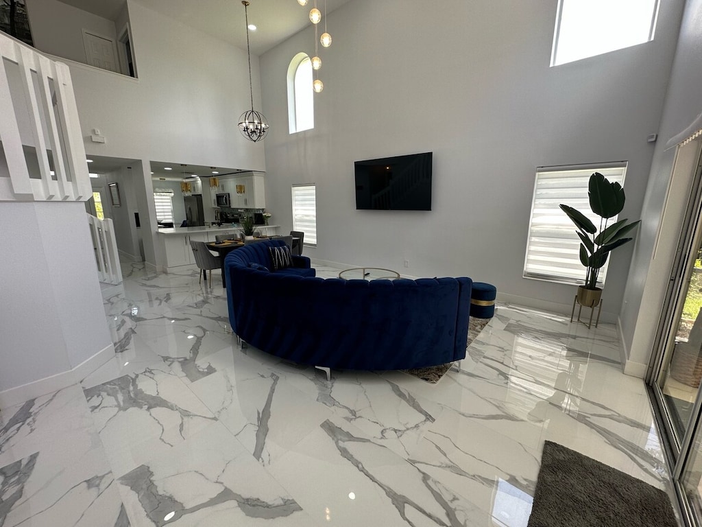 1632FHL - Living Room (2).jpeg