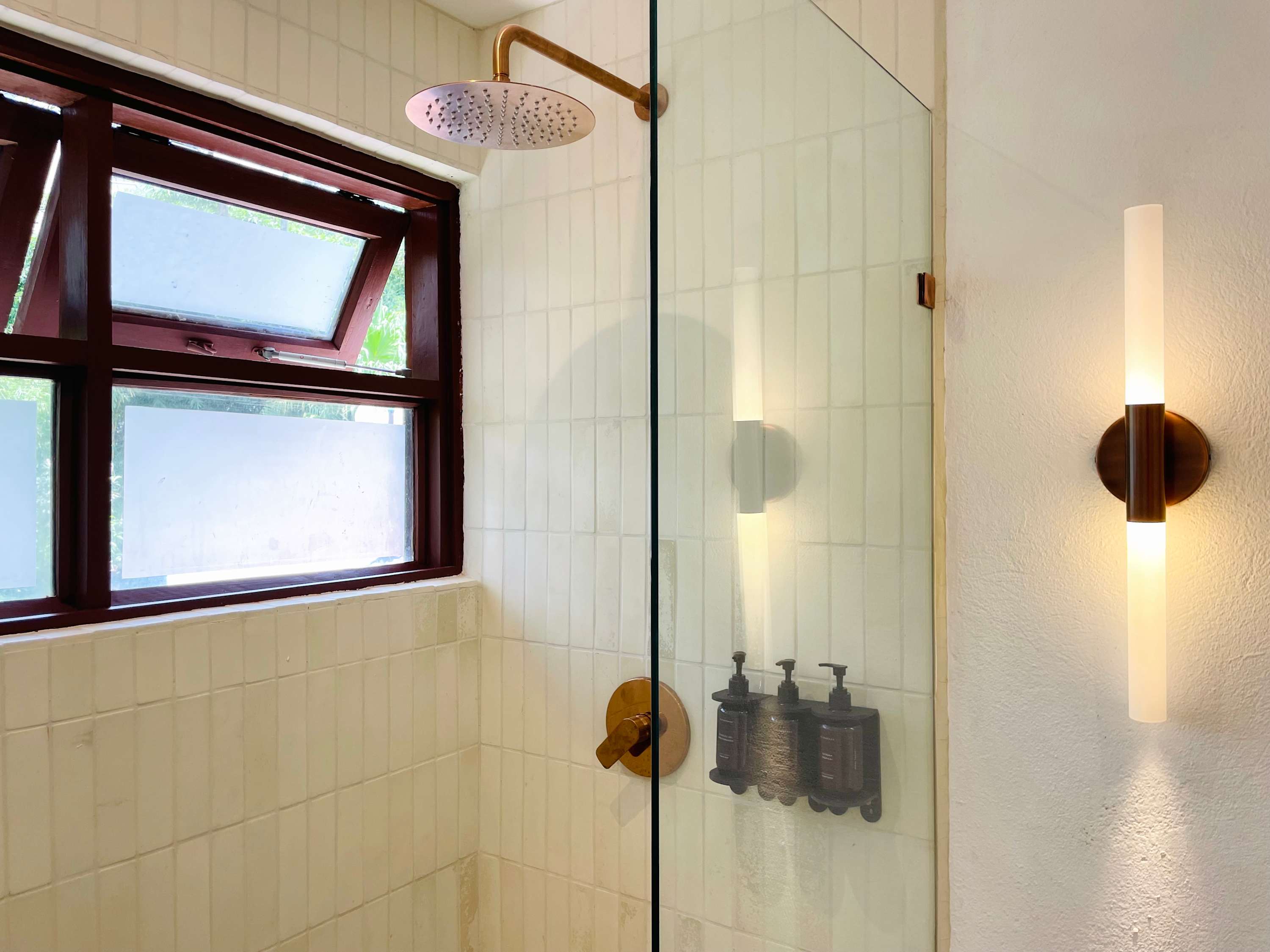 Modern shower