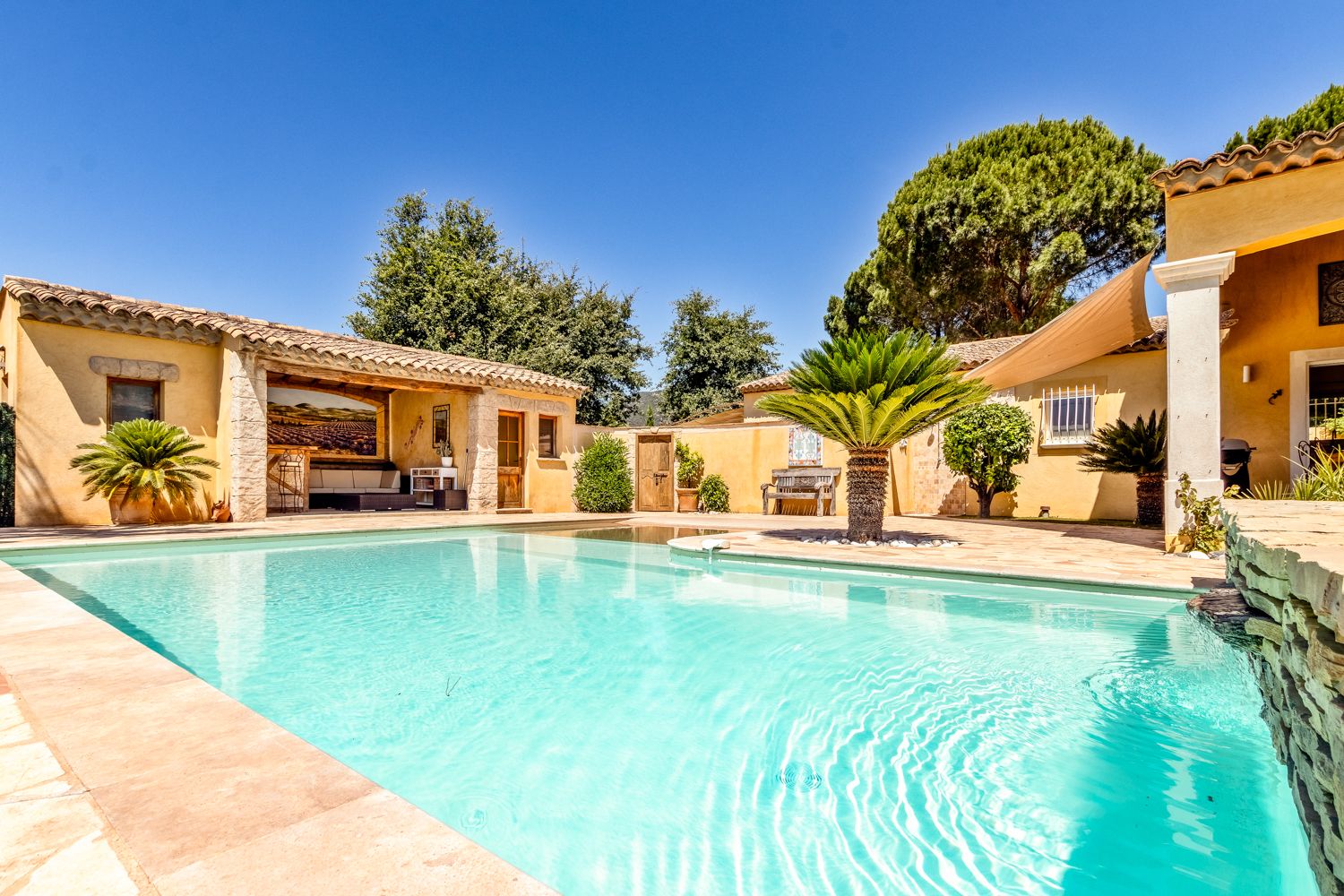 Villa Heart