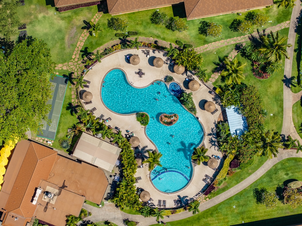 Steps from Castaway Café, the pool near Maui Kaanapali Villas 292 is pure tropical bliss.