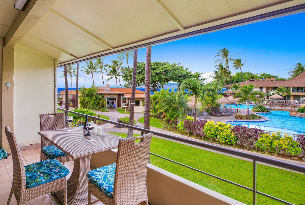 Soak up stunning ocean views from the private lanai at Maui Kaanapali Villas 292.