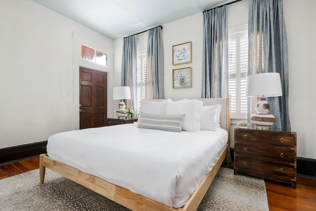 Bedroom #3: King Bed + TV 