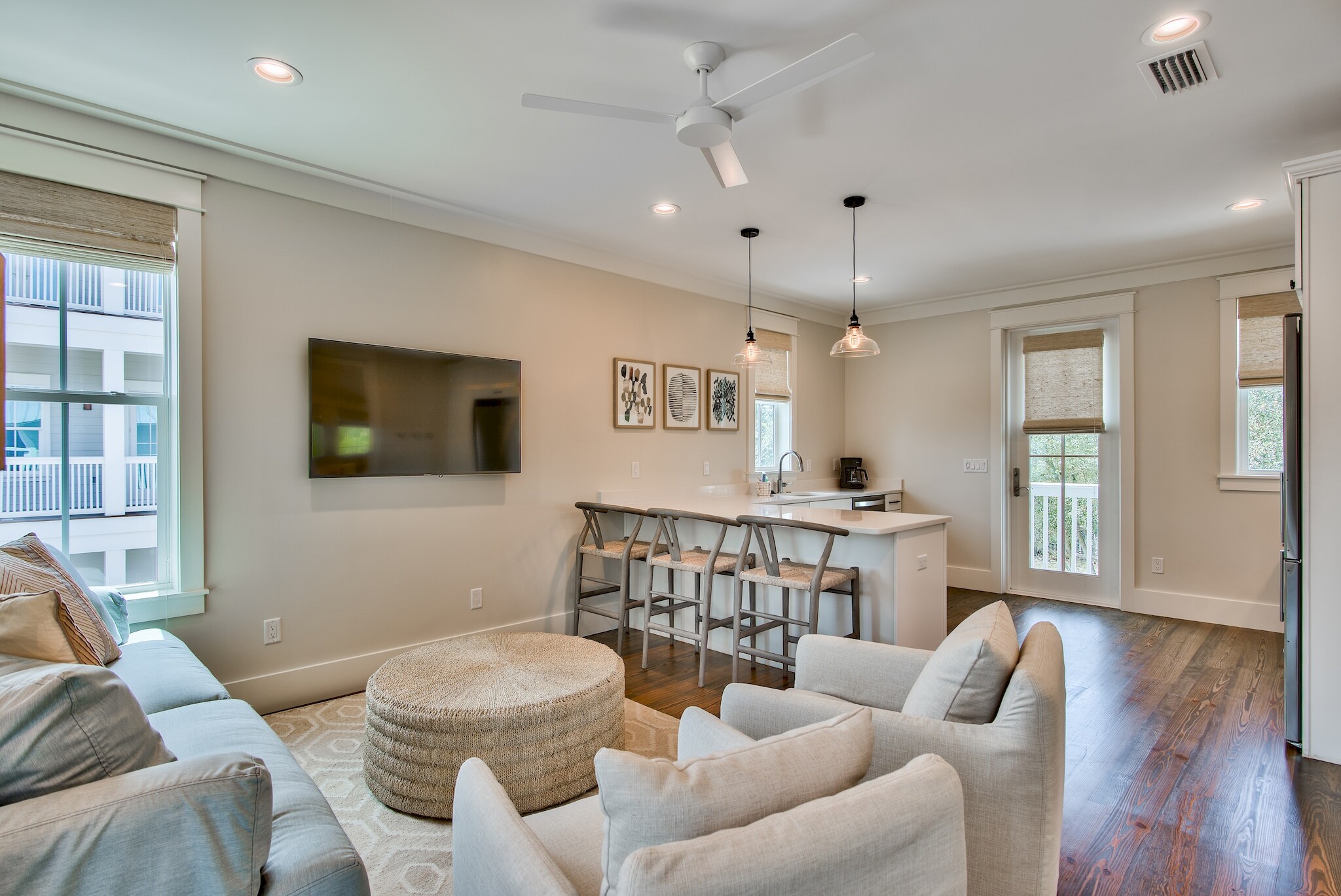 Carriage House: Living Area