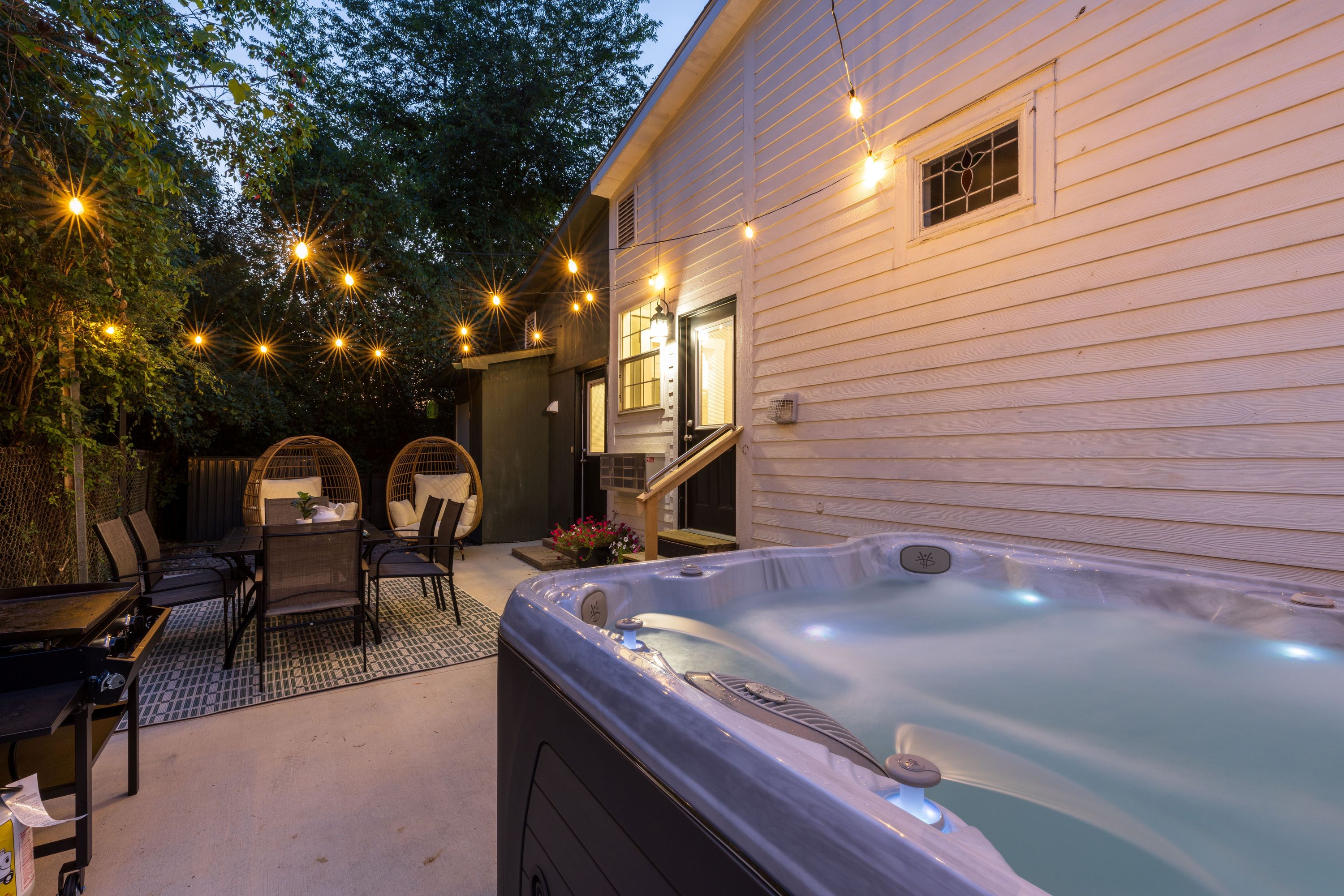 Property Image 2 - Hot Tub  Grand Piano  Firepit  and Bring Your Pet