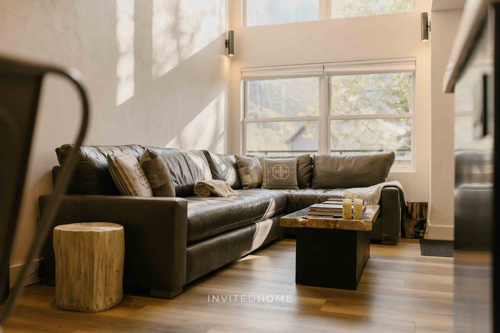 Living Room - Summer