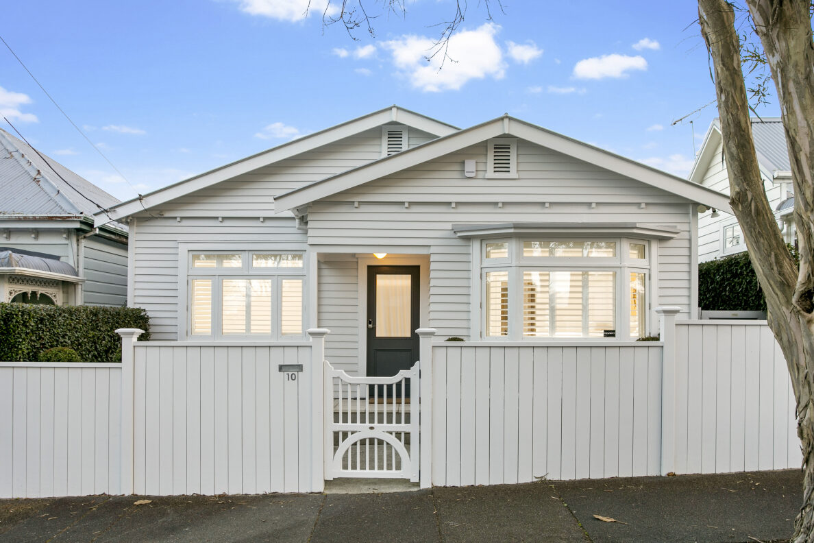 Property Image 1 - Villa On Green