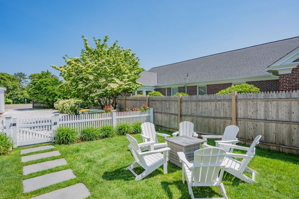 Enjoy evenings around the Fire Table