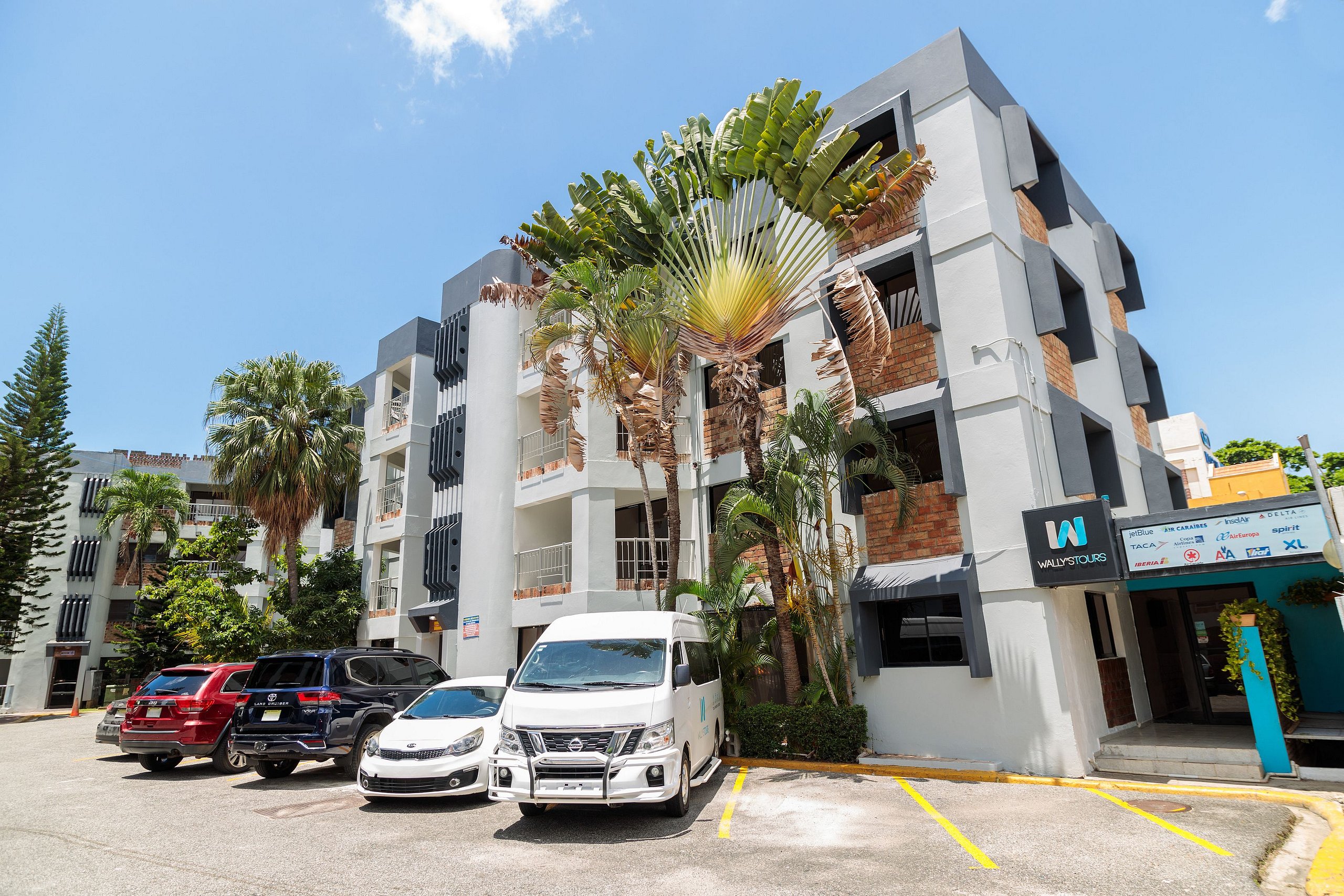 Private Remodeled Oasis In Gazcue