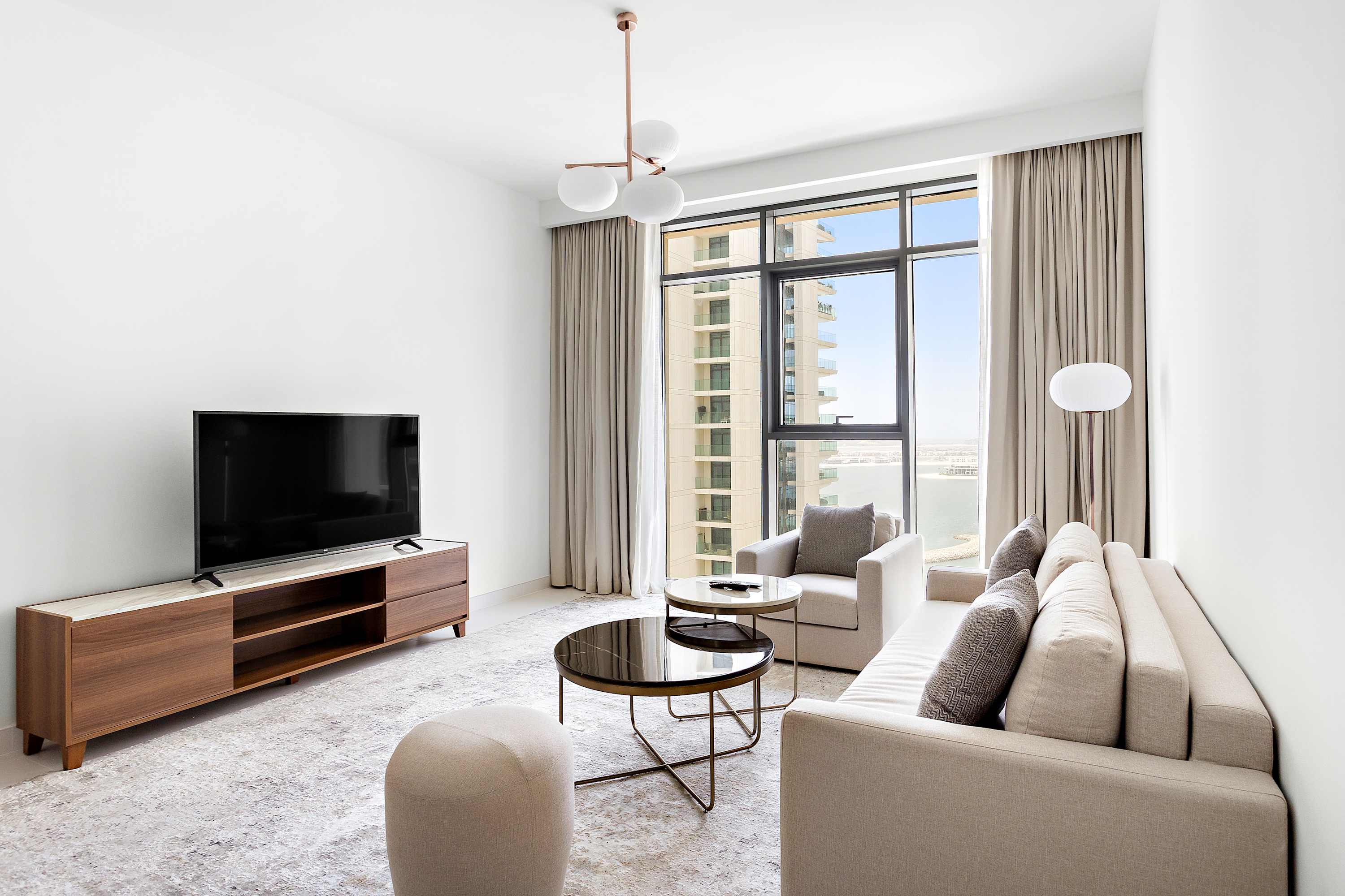 Chic 1BDR | Private Beach | On the Sea