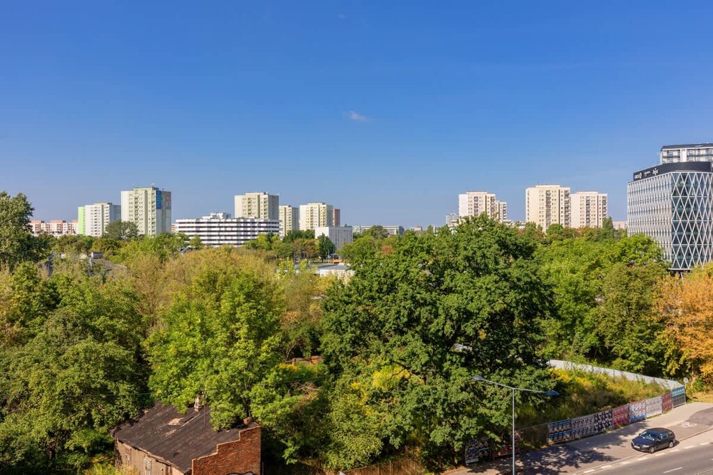 View from the apartment of the surrounding area. 