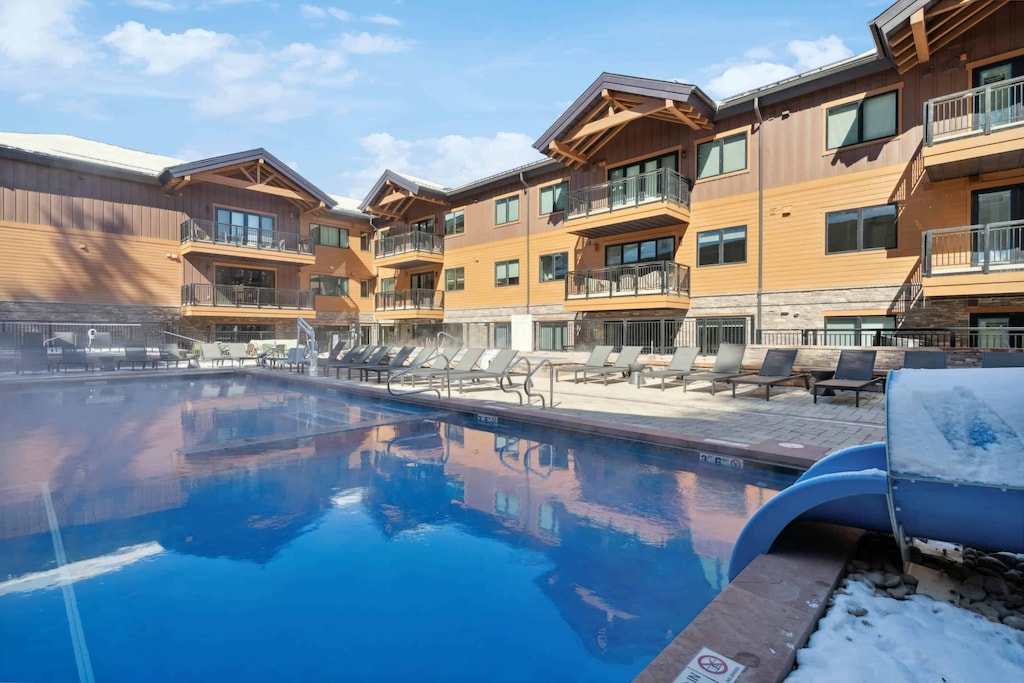 53561787346_18935a63ba_o