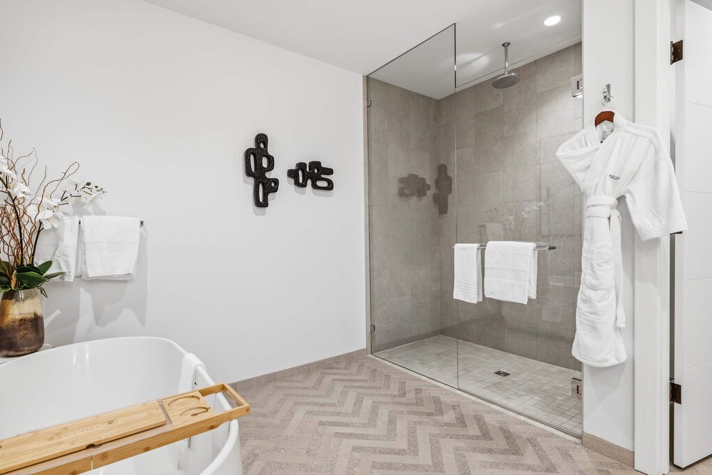 frontgate-209-8614_54971810718_o