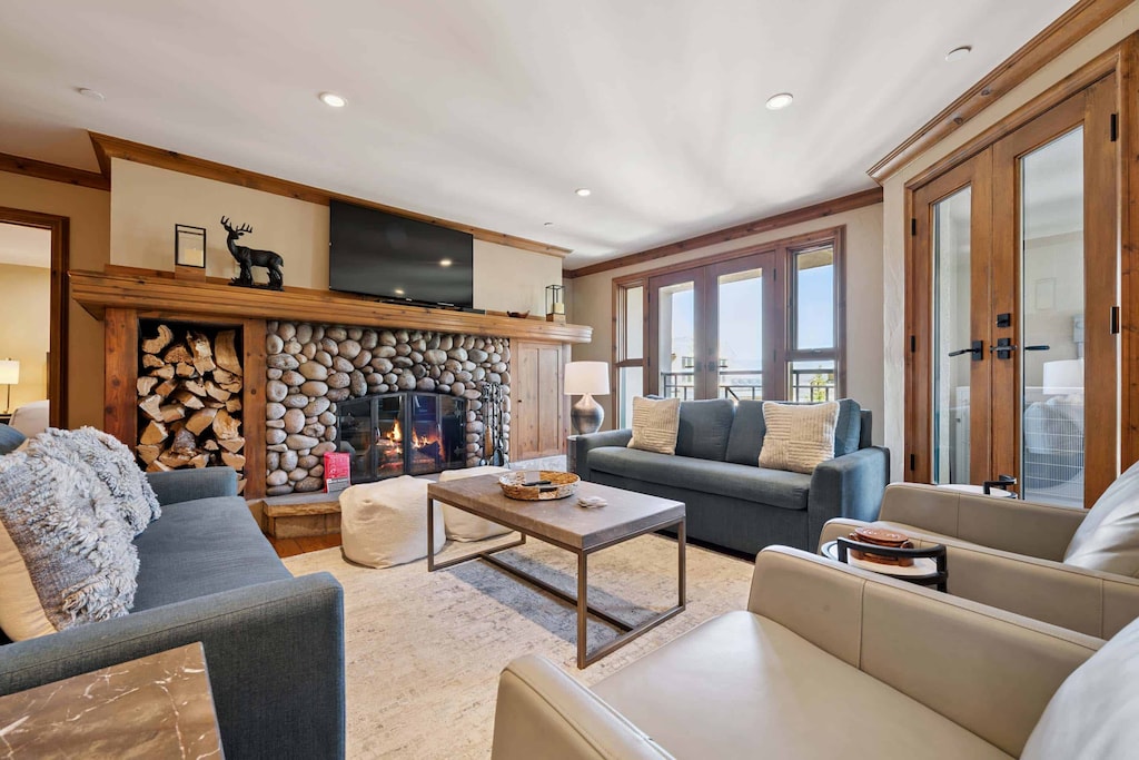 hyattcondo-1-6705_54687389911_o