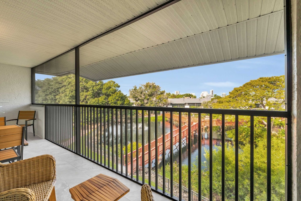 Guests enjoy panoramic views from the third floor lanai 