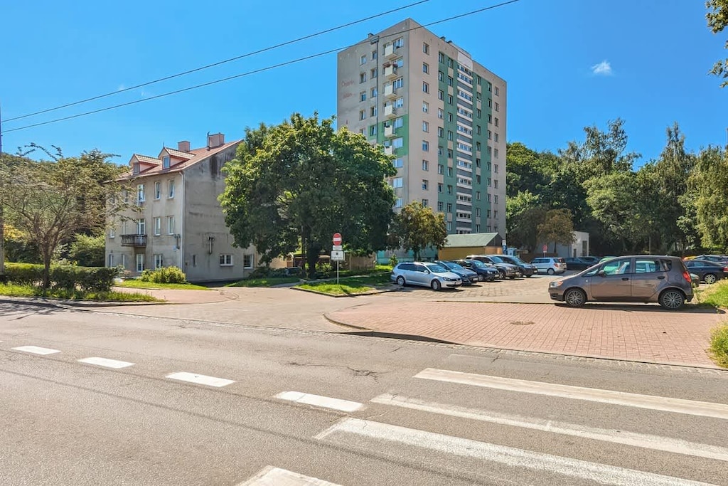 Stay in a well-connected area with easy access to public transport. 