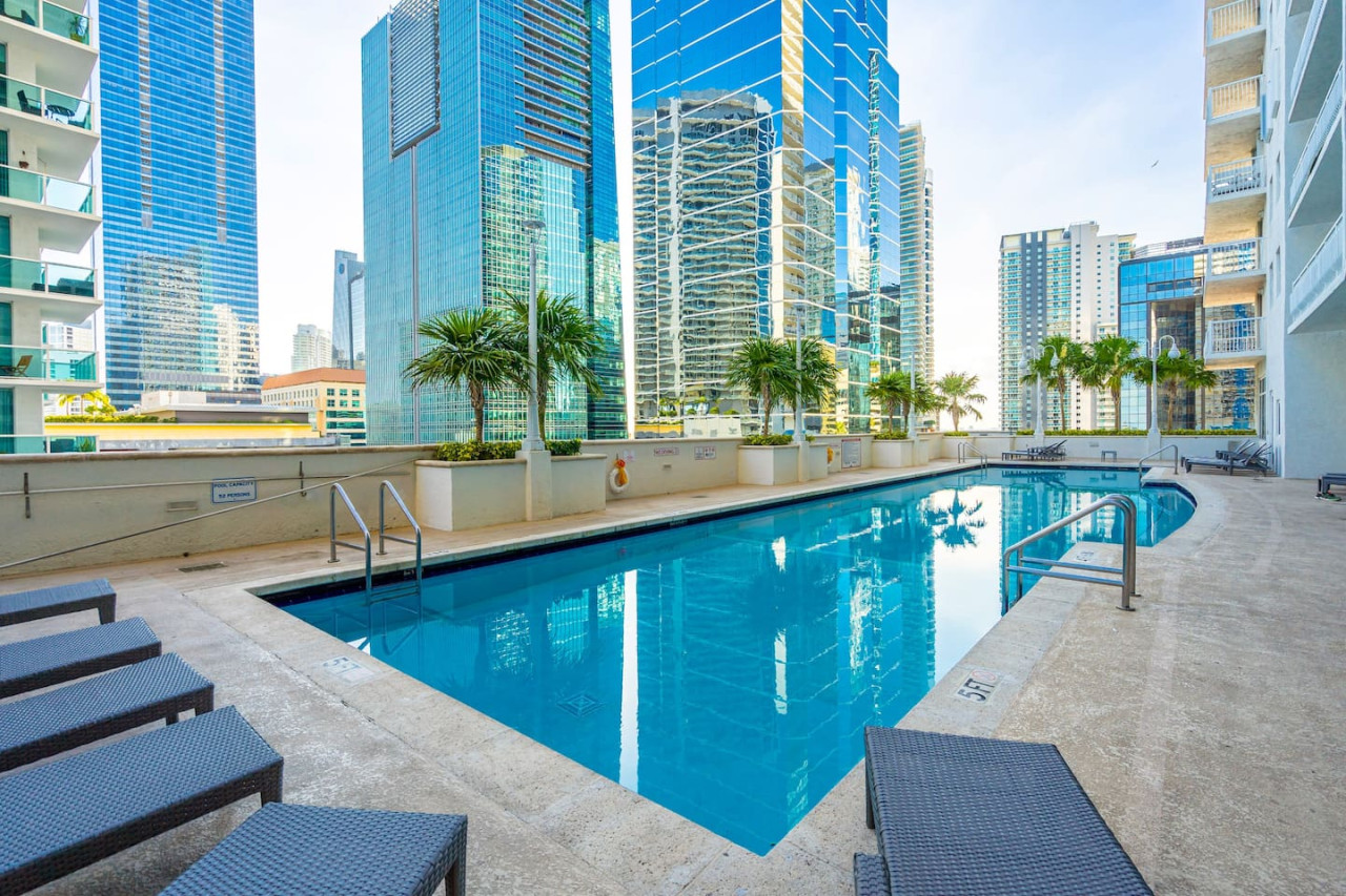 Property Image 2 - Stylish 1BR Brickell Condo w/Balcony & Pool Access