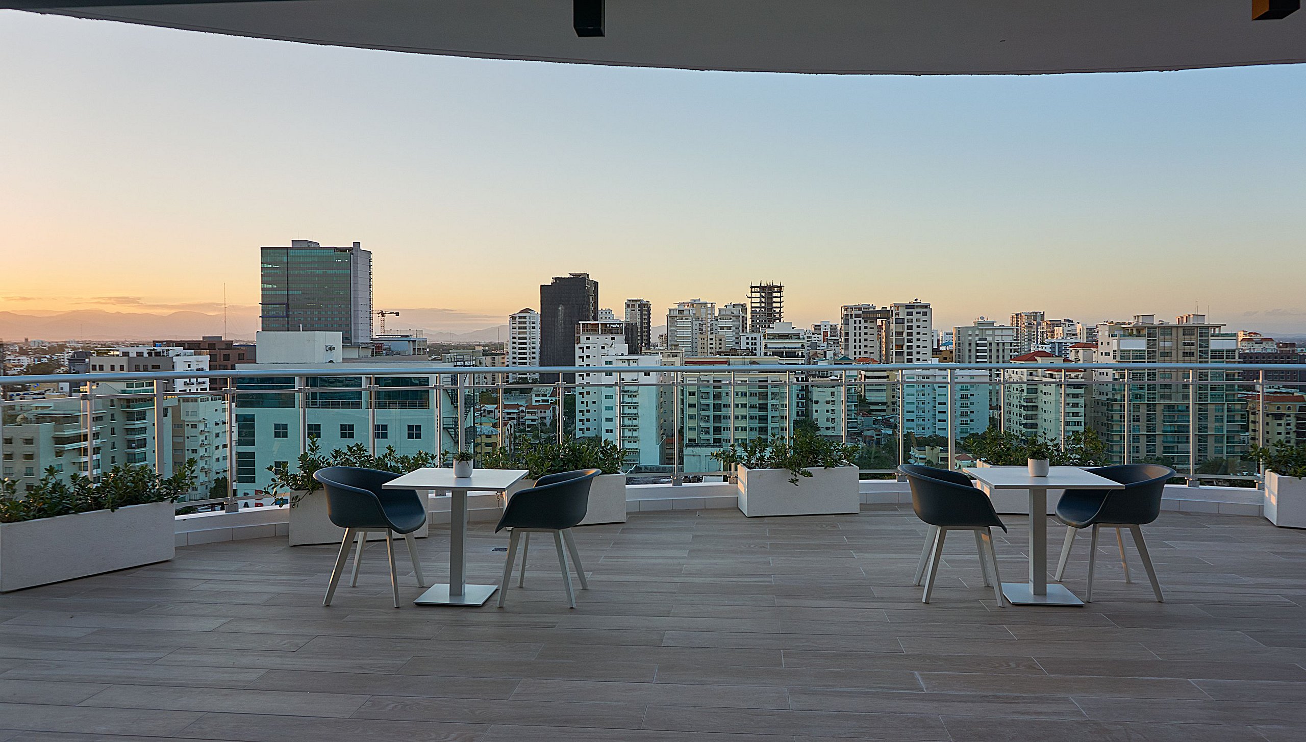 Armonia Piantini 1BR Apartment* Gym & Terrace